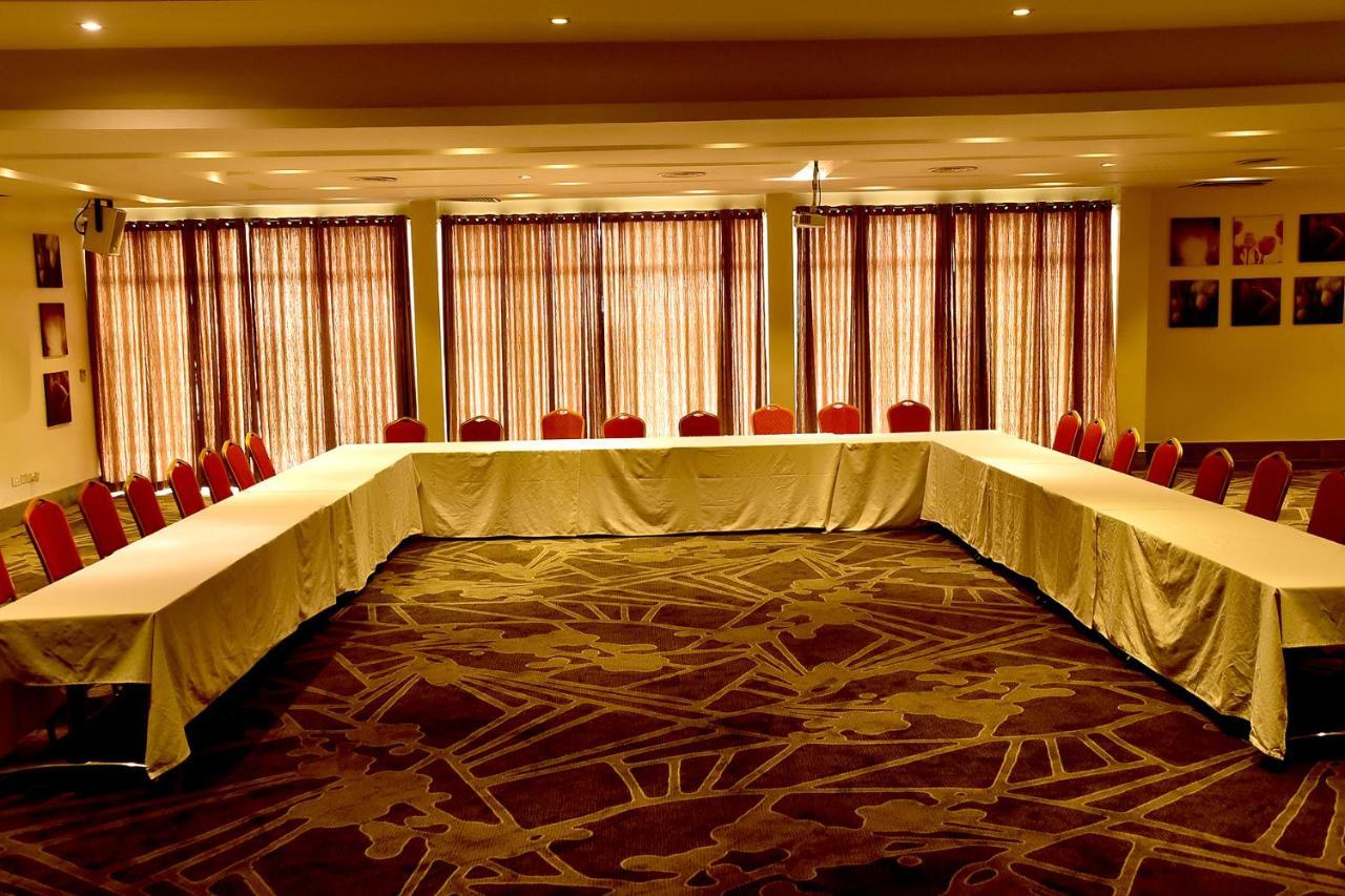 Golden Tulip Ibadan Hotell Eksteriør bilde